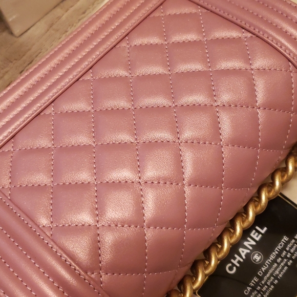 * SOLD **Chanel boy bag - Picture 4 of 8